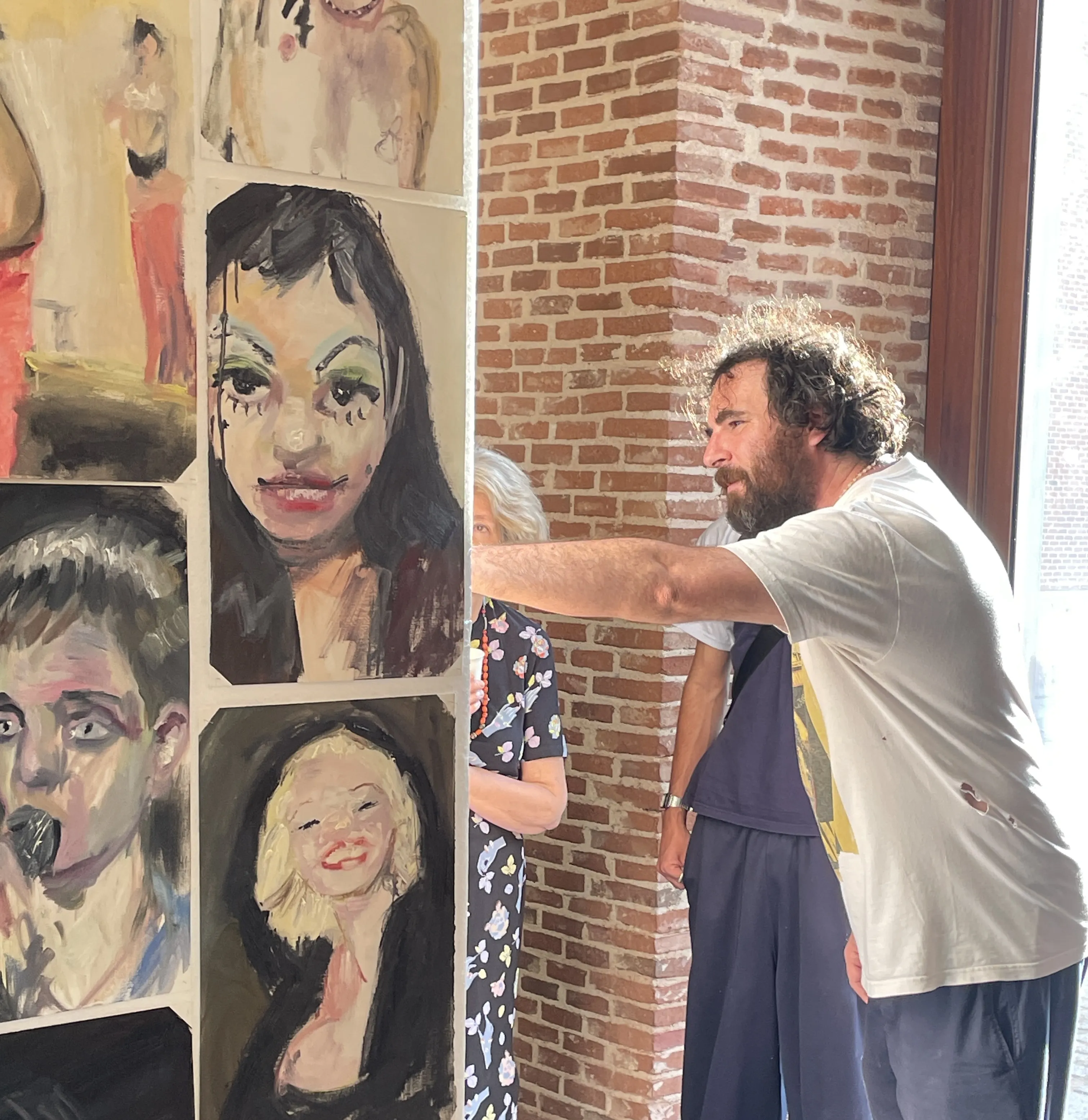 Obras de arte de La Generación del 25 expuestas en la inauguración