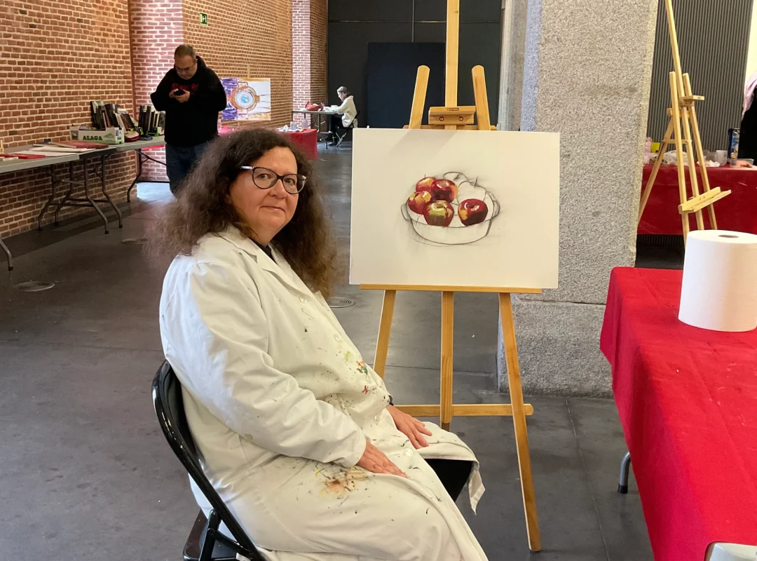 Participantes compartiendo sus obras y experiencias